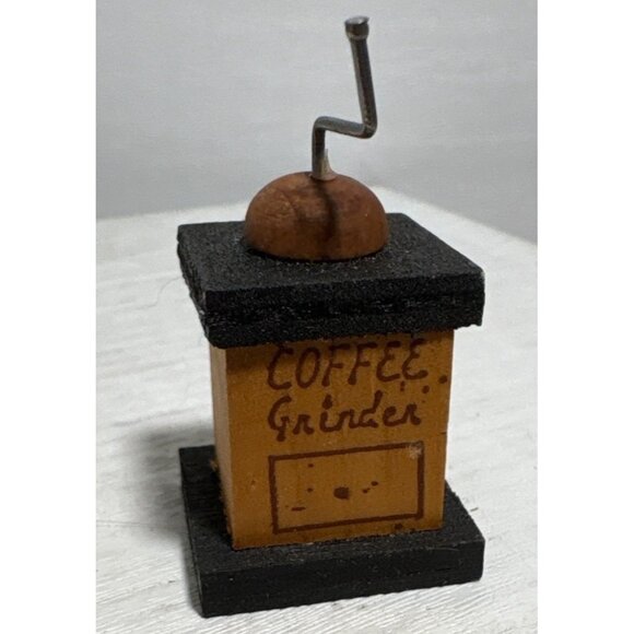 Wood Miniatures For Dollhouse Coffee Grinder Lunch Box Notebook Gumball Machine - Picture 8 of 9